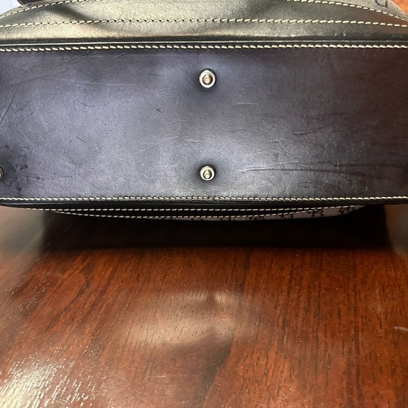 NWT Dooney and Bourke Vintage Bag - Picture 4 of 12